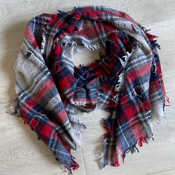 Madewell Open Weave Wool Textured Fringe Scarf. One Size. - Picture 1 of 4